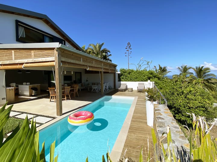 Piscine privée de la Villa Vacoa à Saint-Gilles-les-Bains